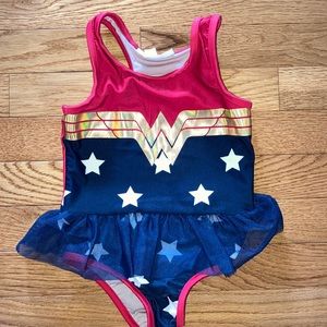 Twins - Nwot gap dc comics wonderwomen swim suit